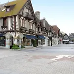 Studio Les Flots Bleus-1 By Interhome