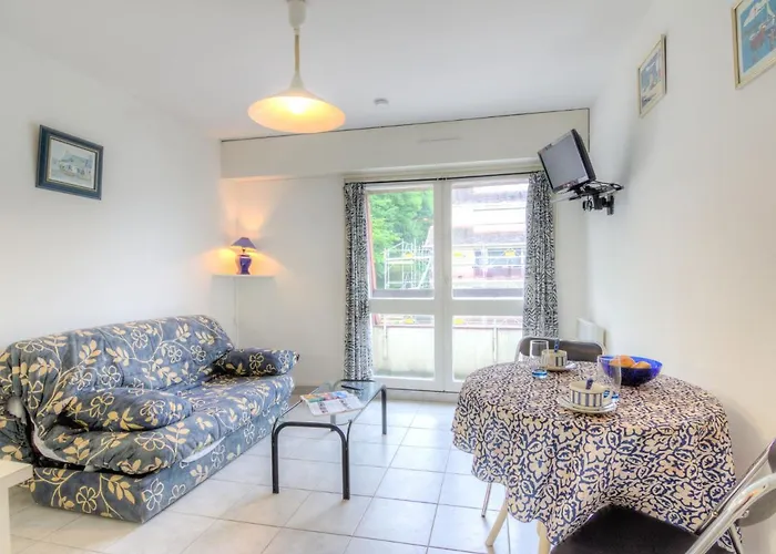 Studio Les Flots Bleus-1 By Interhome