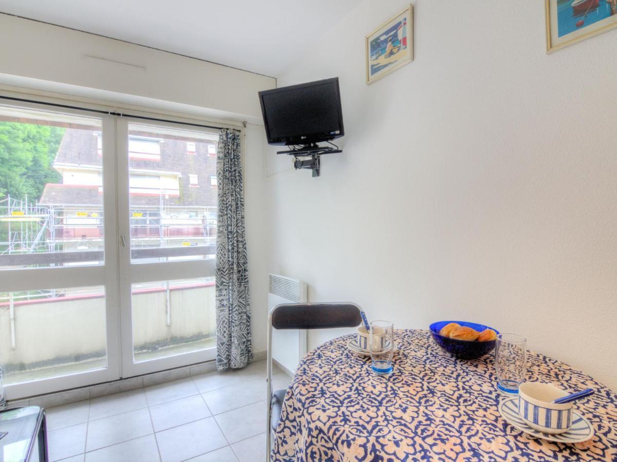 Les Flots Bleus-1 By Interhome Appartement Trouville-sur-Mer