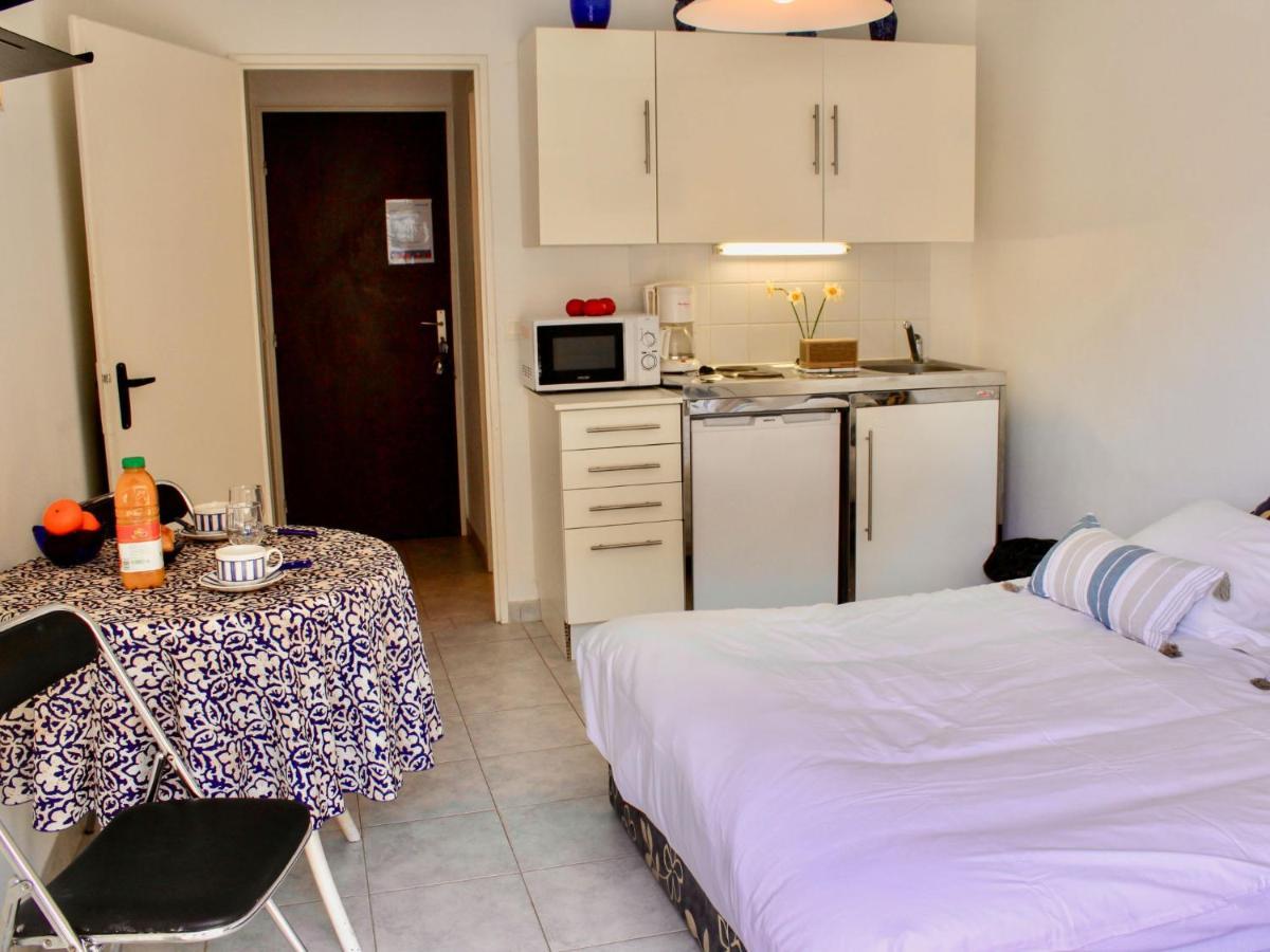 Les Flots Bleus-1 By Interhome Appartement
